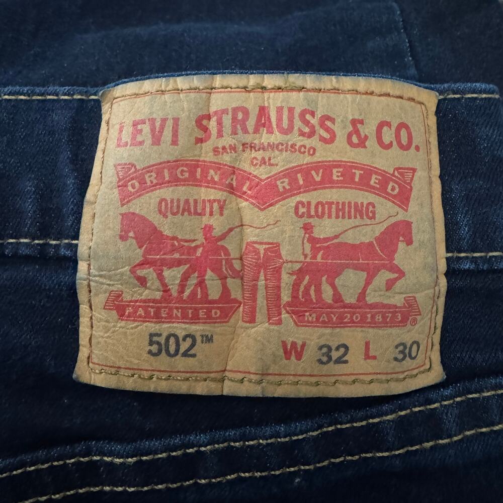 Levi's 502 Taper Fit Jeans - Size 32 x 30 - Picture 6 of 9